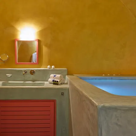 Caldera Gem Suites