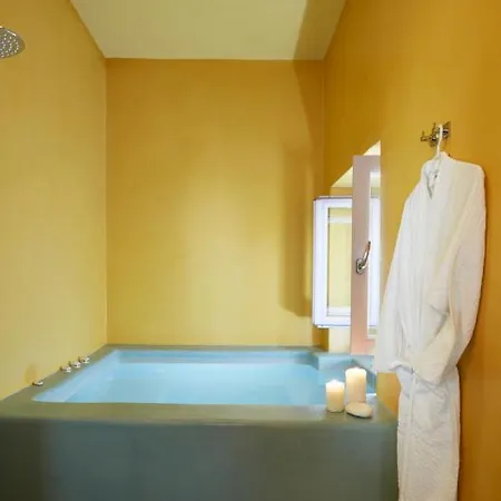 Caldera Gem Suites 4*
